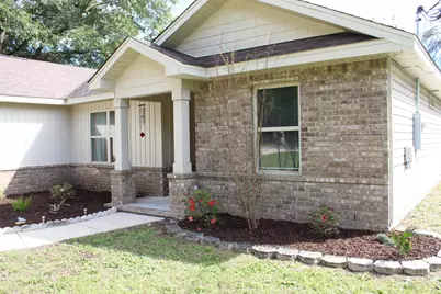 2904 NE 2nd Avenue NE, Crestview, FL 32539 - Photo 3