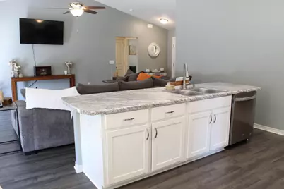 2904 NE 2nd Avenue NE, Crestview, FL 32539 - Photo 17