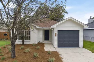 811 Boulevard De L'Orleans, Mary Esther, FL 32569 - Photo 43