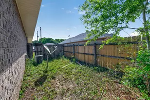 4977 Spencer Oaks Blvd, Pace, FL 32571 - Photo 21