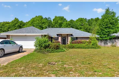 4977 Spencer Oaks Boulevard, Pace, FL 32571 - Photo 1