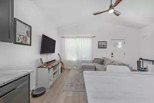 208 E Yonge Street E, Pensacola, FL 32503 - Photo 7