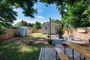 208 E Yonge Street E, Pensacola, FL 32503 - Photo 27