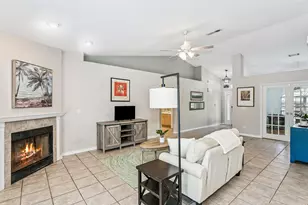 1140 Shady Ln, Gulf Breeze, FL 32563 - Photo 7