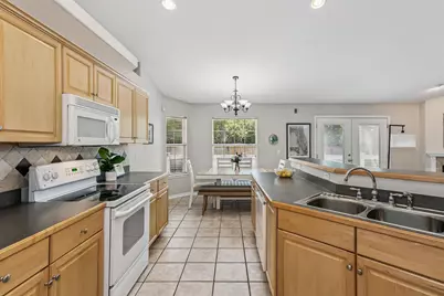 1140 Shady Lane, Gulf Breeze, FL 32563 - Photo 17