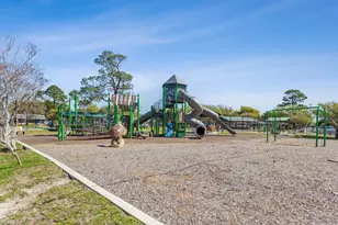 1140 Shady Ln, Gulf Breeze, FL 32563 - Photo 47