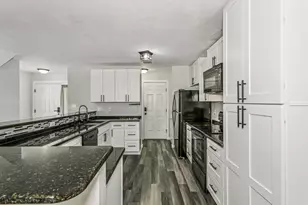 6918 Sea Turtle Cir, Navarre, FL 32566 - Photo 7