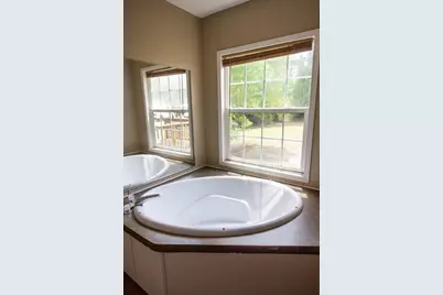 9289 E River Drive E, Navarre, FL 32566 - Photo 7