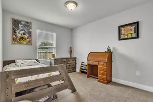 9733 Angel Oak Dr, Beulah, FL 32526 - Photo 15