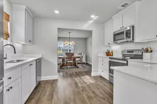 9733 Angel Oak Dr, Beulah, FL 32526 - Photo 5