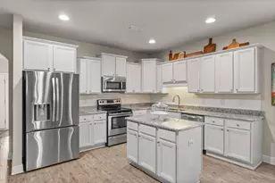 1704 Waterford Sound Blvd, Gulf Breeze, FL 32563 - Photo 13