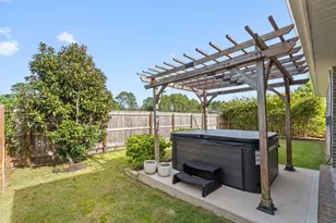 1704 Waterford Sound Blvd, Gulf Breeze, FL 32563 - Photo 35