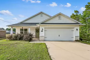 5072 Tarpon Ave, Gulf Breeze, FL 32563 - Photo 1
