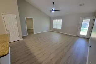 7288 Mossy Oaks Ct, Navarre, FL 32566 - Photo 13