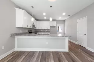 2151 Paloma St, Navarre, FL 32566 - Photo 11