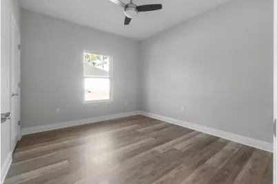 2151 Paloma Street, Navarre, FL 32566 - Photo 17