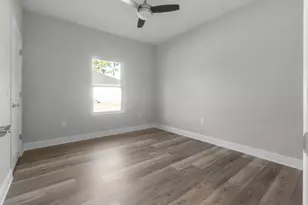 2151 Paloma St, Navarre, FL 32566 - Photo 17