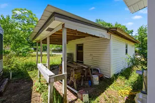 482 E Bowers Ave E, Crestview, FL 32539 - Photo 9