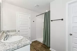 5731 Guinevere Ln, Milton, FL 32583 - Photo 27