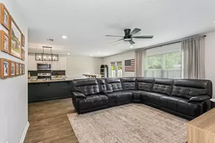 5731 Guinevere Ln, Milton, FL 32583 - Photo 11