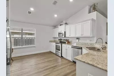 4737 Ashley Pl Boulevard, Milton, FL 32571 - Photo 3