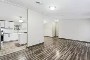 223 NW Ajax Dr NW, Fort Walton Beach, FL 32548 - Photo 5