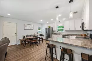 5618 Riviera Dr, Milton, FL 32583 - Photo 13