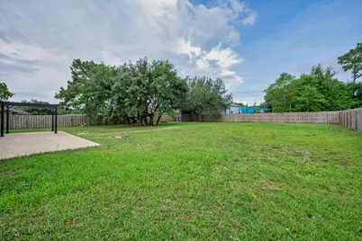 2081 Seagrape Drive, Navarre, FL 32566 - Photo 35