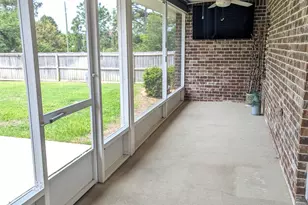 1827 Sundown Dr, Navarre, FL 32566 - Photo 19