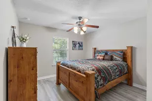 9518 Pouder Ln, Navarre, FL 32566 - Photo 15