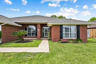 2298 Heritage Cir, Navarre, FL 32566 - Photo 3