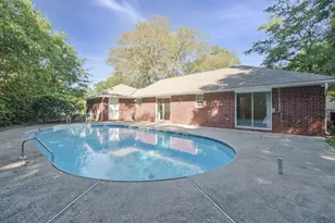 5708 Bentley Cir, Milton, FL 32570 - Photo 1