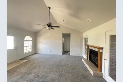 2212 Peachwood Court, Navarre, FL 32566 - Photo 3