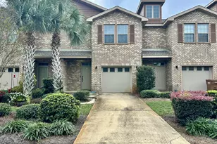 2095 Wilsons Plover Cir, Navarre, FL 32566 - Photo 1