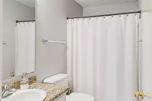 446 Sandy Ridge Cir, Mary Esther, FL 32569 - Photo 19