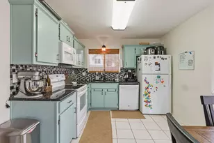 446 Sandy Ridge Cir, Mary Esther, FL 32569 - Photo 5