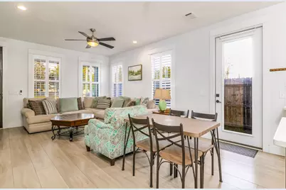 899 E Hatton Street E, Pensacola, FL 32503 - Photo 9