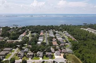 7325 Emily Magnolia Ct, Navarre, FL 32566 - Photo 7