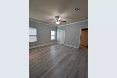 7325 Emily Magnolia Court, Navarre, FL 32566 - Photo 17