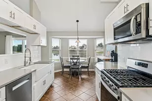 9911 Orion Lake Cir, Navarre, FL 32566 - Photo 11