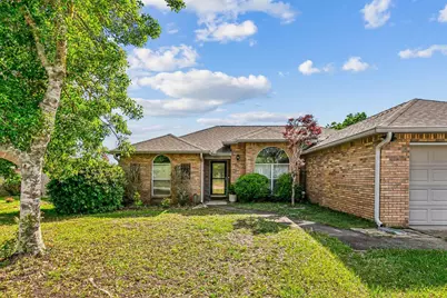 9911 Orion Lake Circle, Navarre, FL 32566 - Photo 3