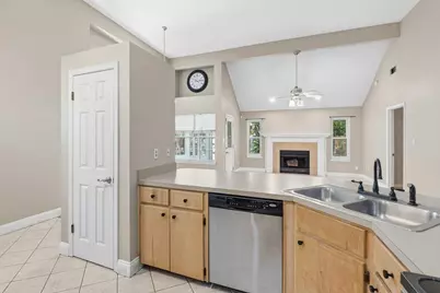 2189 Bellmeade Circle, Navarre, FL 32566 - Photo 13