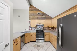 2189 Bellmeade Cir, Navarre, FL 32566 - Photo 11