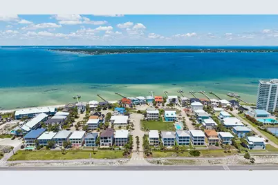 21 E Galvez Court E, Pensacola Beach, FL 32561 - Photo 9