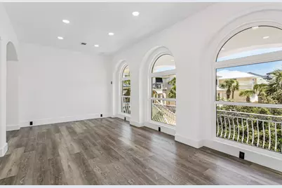 21 E Galvez Court E, Pensacola Beach, FL 32561 - Photo 85