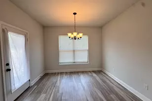 5723 Maggie Rose Cir, Milton, FL 32570 - Photo 5