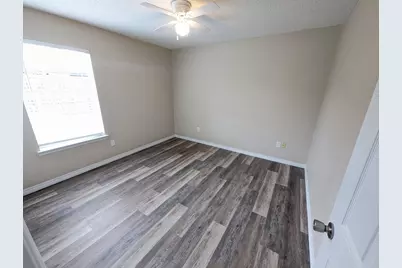 8909 Colony Ridge Circle, Navarre, FL 32566 - Photo 7