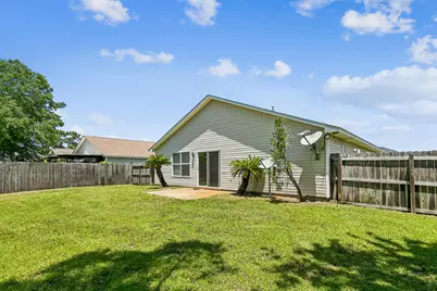 9523 Parker Place Drive, Navarre, FL 32566 - Photo 29