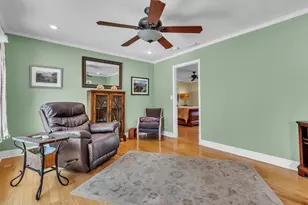 209 Shoreline Dr, Gulf Breeze, FL 32561 - Photo 15