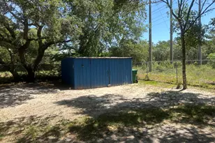 2920 Ferris Dr, Navarre, FL 32566 - Photo 25
